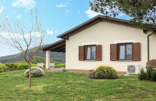 Lovely home in San Giovanni a Piro