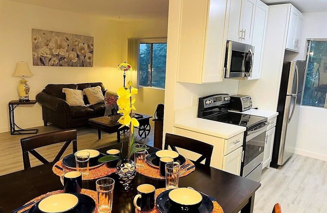 Lovely, huge remodeled 1bd in West LA-SMC,UCLA,SM Beach