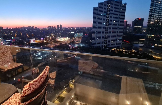 lovely one bed room apartment with garden and pool