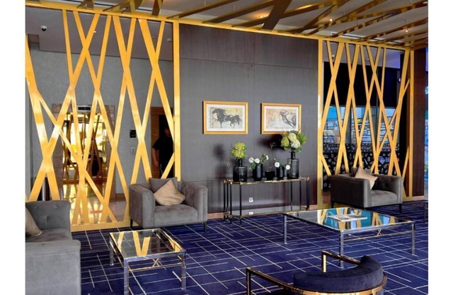 Lovely one bedroom apartment with world class hotel