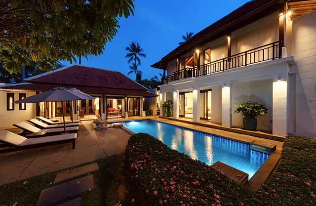 Lovely villa "Plumeria" with private pool, garden and beach access
