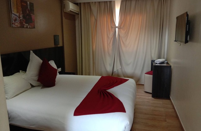 low-cost hotel