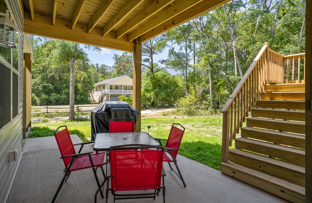 Lower-level home with patio, grill, outdoor shower, streaming, central AC