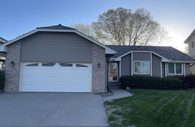 Lower Level of Southwest Omaha home With Private Bedroom and Private Bath