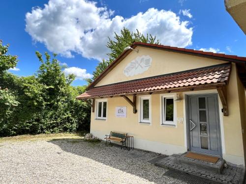 LTA Apartment Ingolstadt Irgertsheim-5 Schlafzimmer-Einzelbetten-WLAN-Waschmaschine