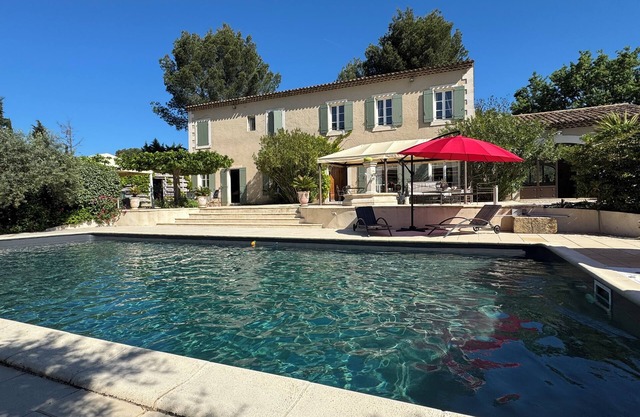 Luberon call Le Mazet