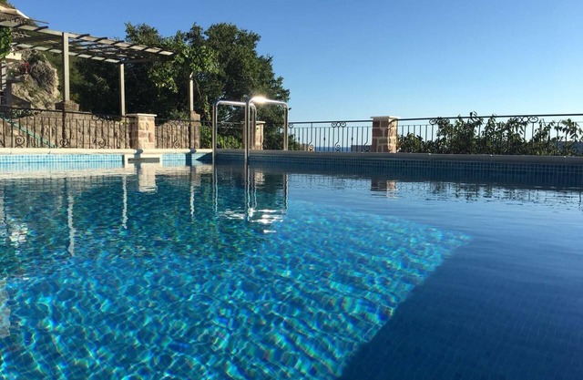 Luka Villa Budva - Čučuci, Montenegro