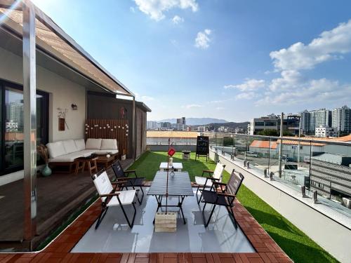 LUMI Stay Rooftop Terrace