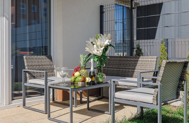 Lumina apart with luxury garden