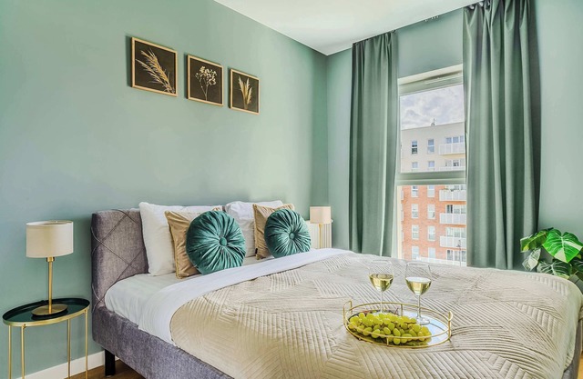 Lumina luxurious apartment with balcony