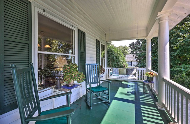 Lush Elkin Home w/Porch Views & Pool Table