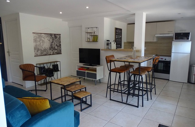 LUVA D'Azur LE VALLON absolute calm guaranteed relaxation unobstructed view of the valley