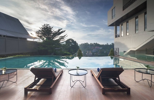 Luwansa Hotel & Convention Center Manado