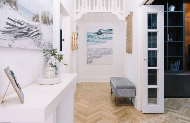 LUX Glenelg - Pool, 4BD, 3BA, Sleeps 13