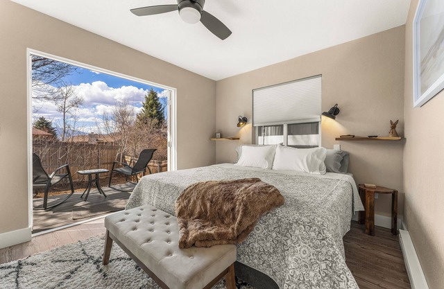 LUX Guest Suite Near Amazing Hiking Trails