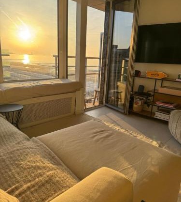 Luxe studio/suite met zeezicht en volle zon