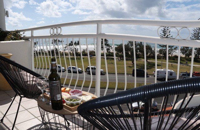 Luxe Unit with 160 degree ocean and beach views