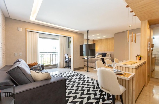 Luxuoso Apt Batel - 4 Minutos do Shopping Pátio Batel c/Garagem, Piscina, Sauna e Academia