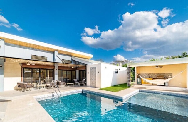 Luxurious 3 Bedroom Villa & Pool Close to Beach in Playa Grande, Costa Rica