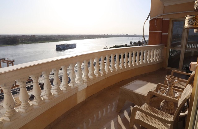 Luxurious and Panoramic Nile view.