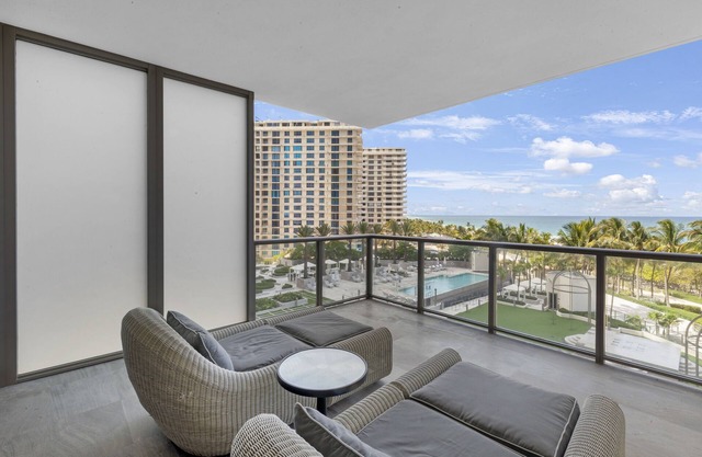 Luxurious Atlantic Suite in Bal Harbour 5-Star Resort!