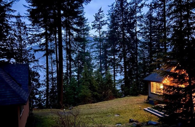 Luxurious Cottage Getaway