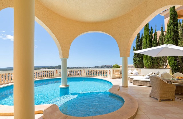 Luxurious holiday home in Santa Ponca with pool and fantastic sea views