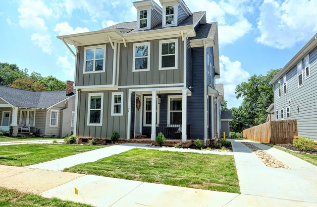 Luxurious Ladson A- Greenville, South Carolina
