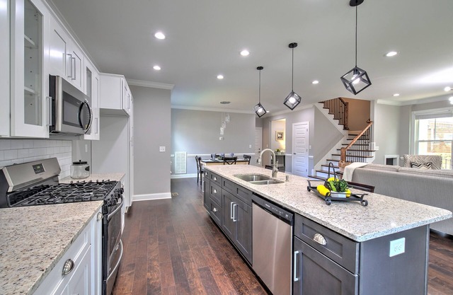 Luxurious Ladson House-B in Greenville, South Carolina