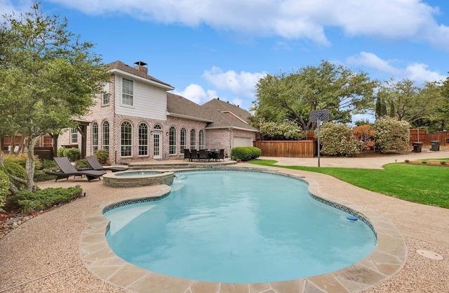 Luxurious Plano Home with Pool, Spacious Back Yard