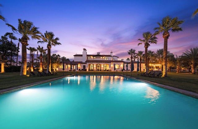 Luxurious Private Estate on 20 Acres- Dream Wedding Site, ideal Corporate Venue