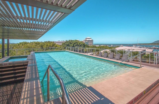 Luxurious Waterfront Escape at Harbour Lights – Stunning Marina Views & Prime Location!