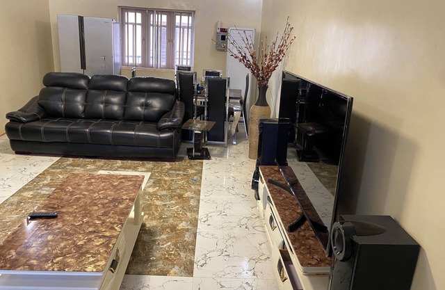 Luxury 2 Bedroom Apartment in the heart of Enugu; Style meets Comfort. Home away