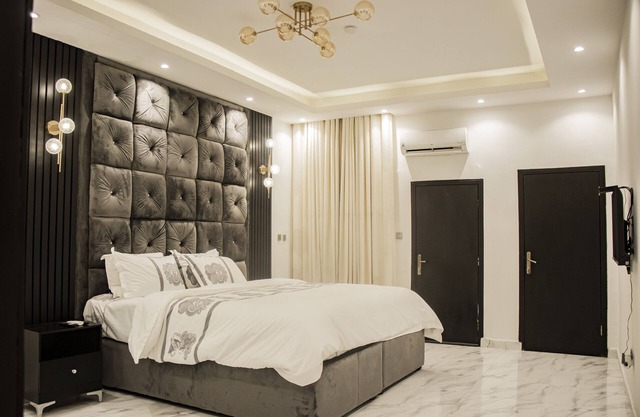 Luxury 2 bedroom Apartment