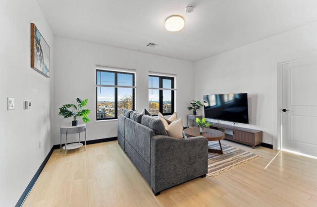 Luxury 2bd/2ba near Boston 8510