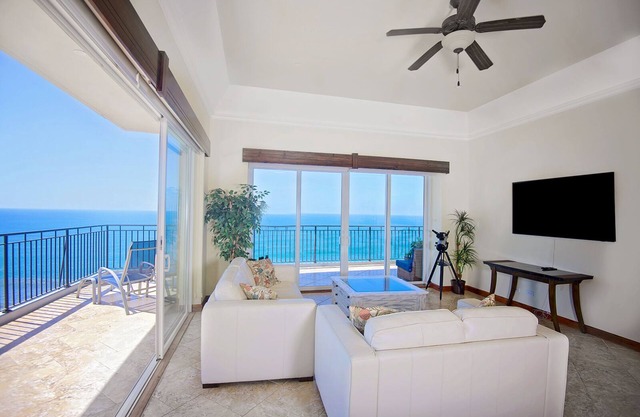Luxury 3 Bedroom/3.5 Bath Condo overlooking Jaco Beach.
