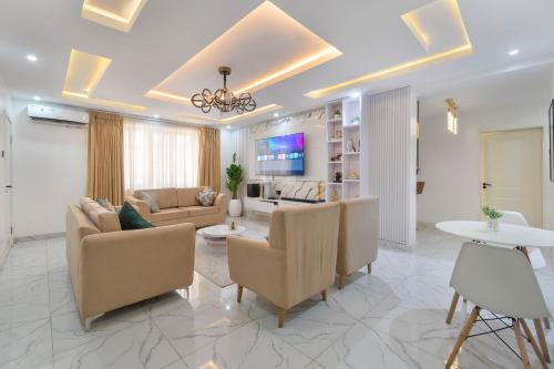 LUXURY 3 bedroom Apartment Victoria Island Lagos with swimming pool play station 5 Netflix