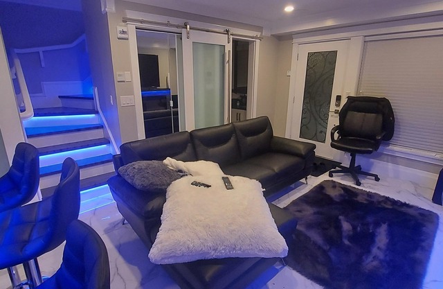 Luxury 3 Bedroom Townhouse