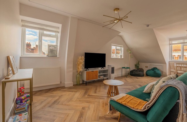 Luxury 3BR Apartment Family Comfort & Style