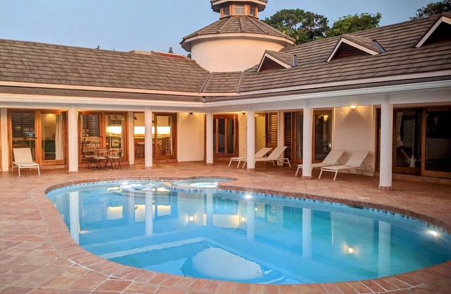 Luxury 4 Bedroom Villa with Pool in Montego Bay (Beach Club Access)