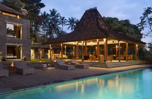 Luxury 6 bedroom retreat villa in Ubud