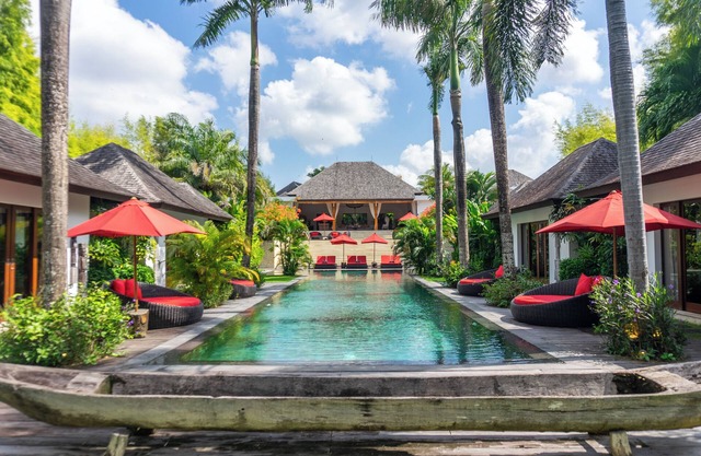 Luxury 6 Bedrooms Private Villa in Umalas