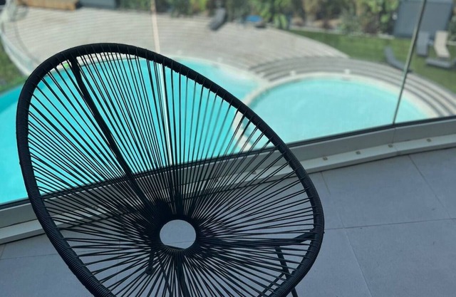 Luxury apartment in the heart of Barcelona. 10 minute walk to Plaza Espanya!