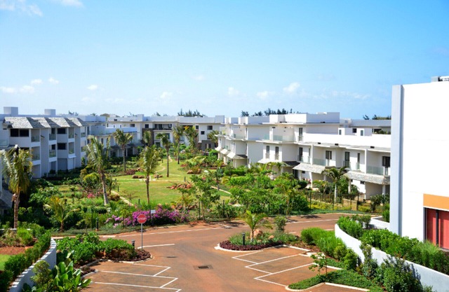 Luxury Apartment - Azuri Village - Roches Noires
