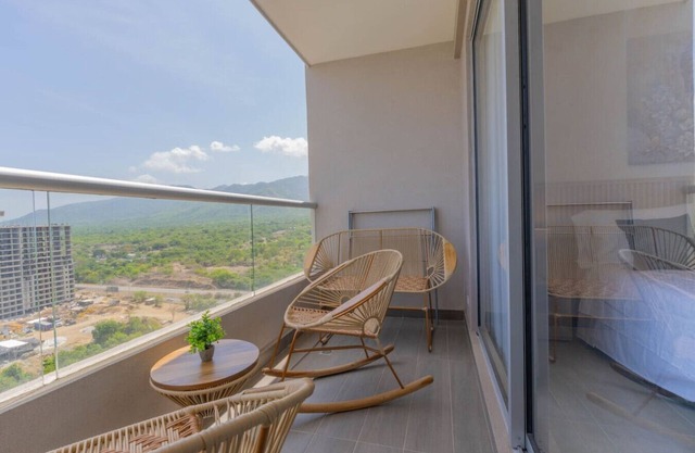 Luxury apartment with beach and pool view