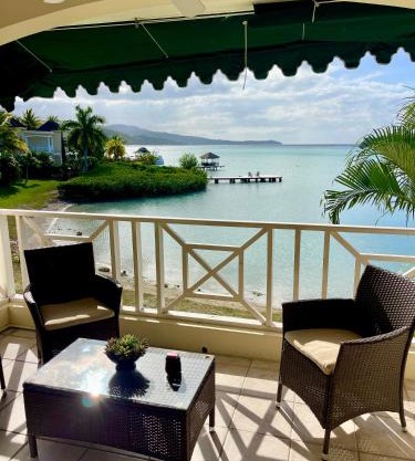 Luxury Apartments and Rooms,The Lagoons