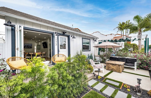 Luxury Beach Bungalow in Belmont Shore