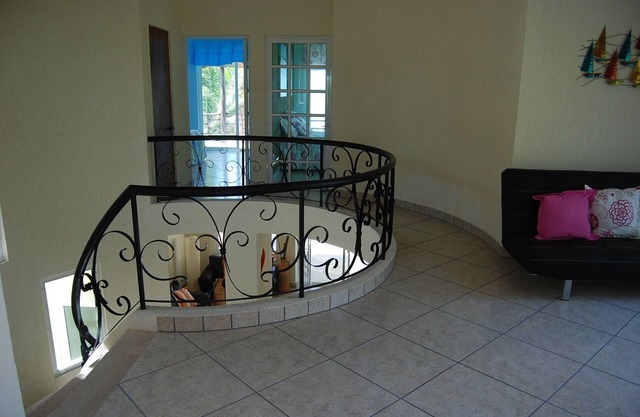 LUXURY Beachfront 3 Bedroom House with Casita (4th bedroom in Casita)