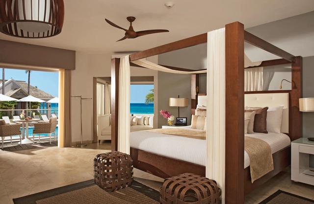 Luxury Beachfront All Inclusive Resort Jamaica Ocean View With Soaking Tub