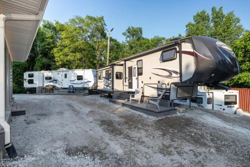 Luxury Camper in Dunes Grill Fire Pit